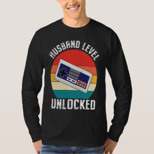 Levelling Up To Husband Levelled Up Newlywed Bache T-Shirt