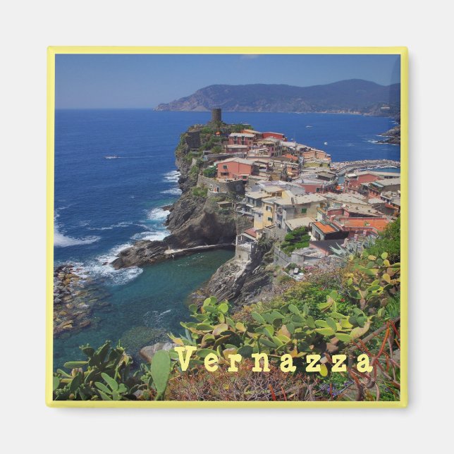 LGR024 VERNAZZA - Cinque Terre - Italy - Fridge Magnet (Front)