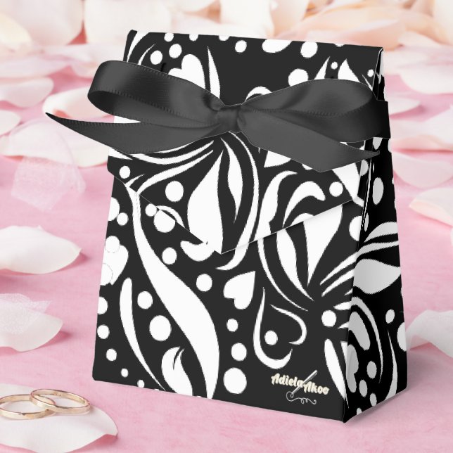 Life Quote Black Favour Box by Adiela Akoo (Wedding)