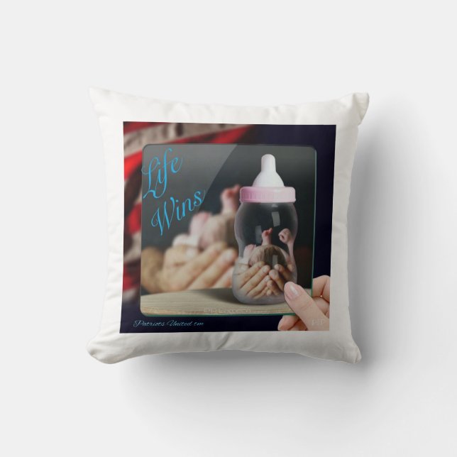 Life wins Pillow (Front)