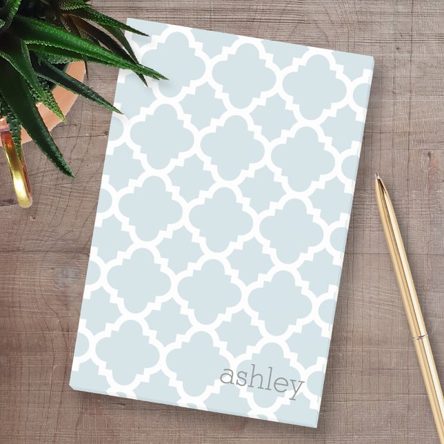 Light Blue Quatrefoil Pattern Personalised Name Post-it Notes (Custom Post-it Note Pads - Add your name and other text)