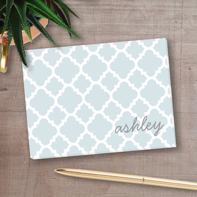 Light blue Quatrefoil Pattern Script Name Post-it Notes (Personalized Post-it notes - add your name and other text)