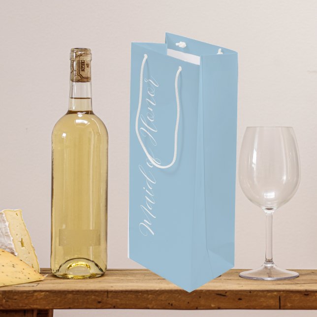Light Blue Stylised Script Maid of Honour Wine Gift Bag (In Situ)