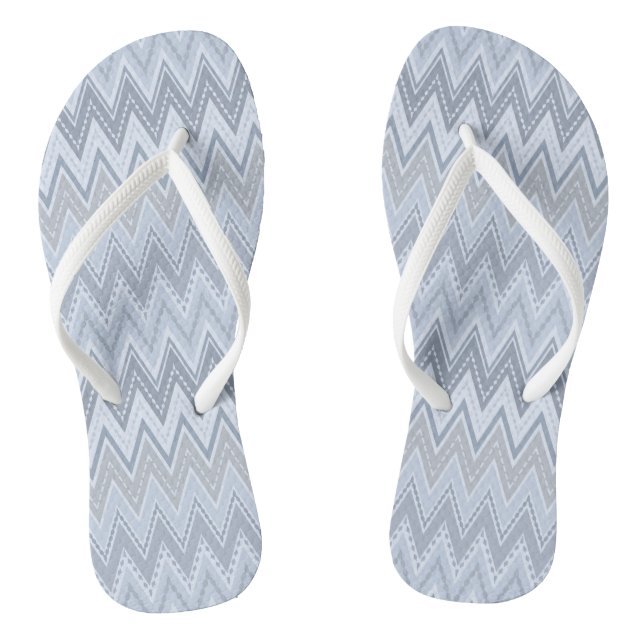 Light blue zigzag thongs (Footbed)