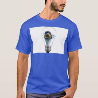 Light bulb a howler T-Shirt
