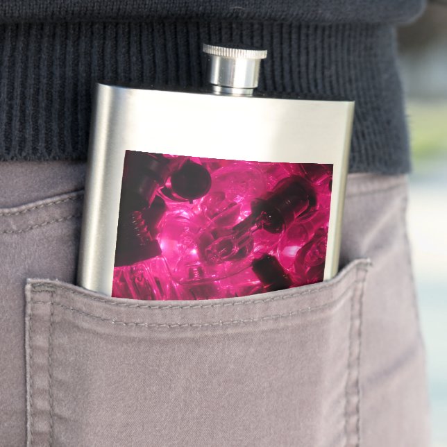 LIGHT BULBS HIP FLASK (In Situ)