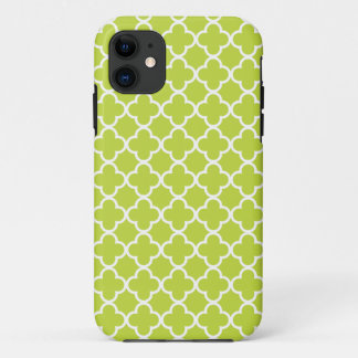 Light Green and White Quatrefoil Patterns iPhone 11 Case