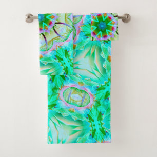 Light green grainy texture, flowery kaleidoscope t bath towel set