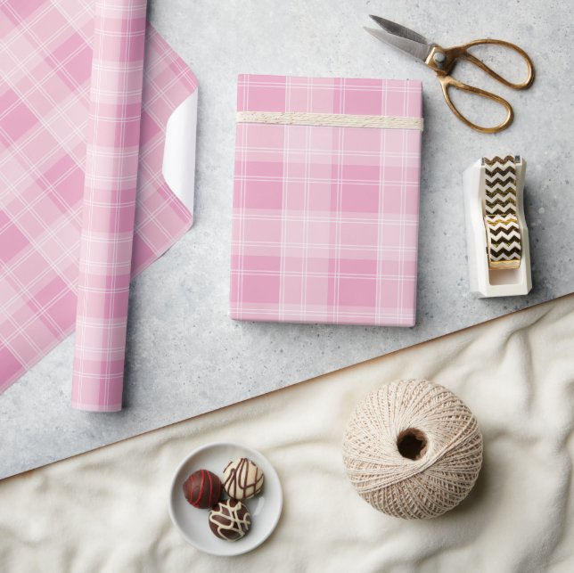 Light Pink Plaid Pattern Wrapping Paper (Crafts)