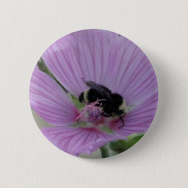 Light Purple Flower With Bee 6 Cm Round Badge (Front)