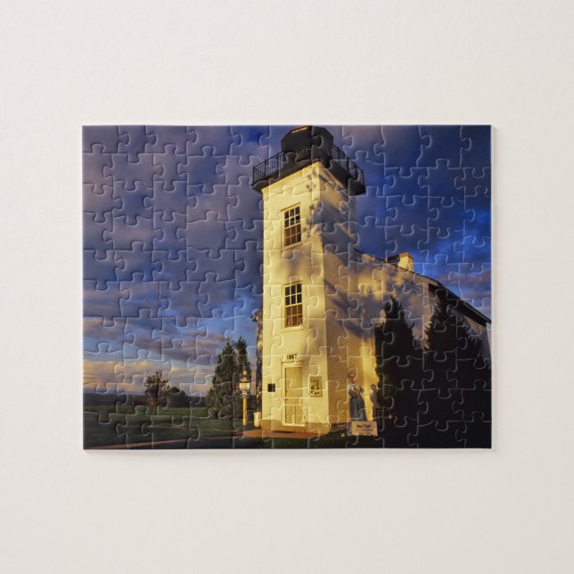 Lighthouse in Escanaba UP Michigan Jigsaw Puzzle (Horizontal)