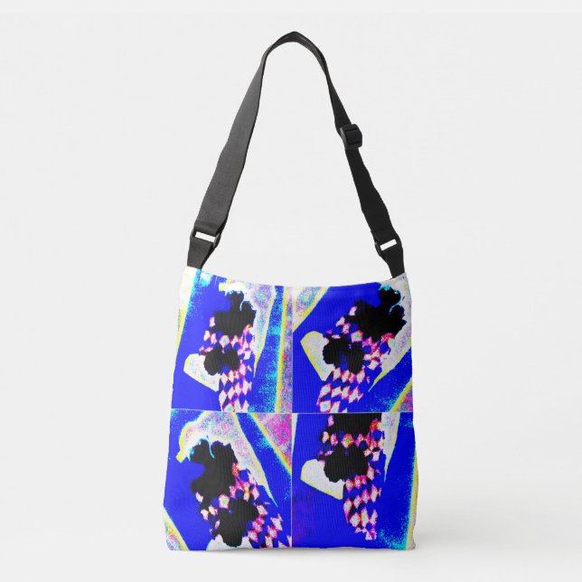 liitle child crossbody bag (Front)