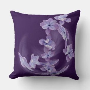 Lilac in circle cushion