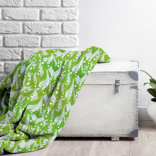 Lily of the Valley Floral Pattern Fleece Blanket