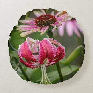 Lily Pillow