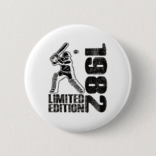 Limited Edition 1982 Limited Edition Cricket Gebur 6 Cm Round Badge