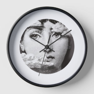 lina cavalieri clock