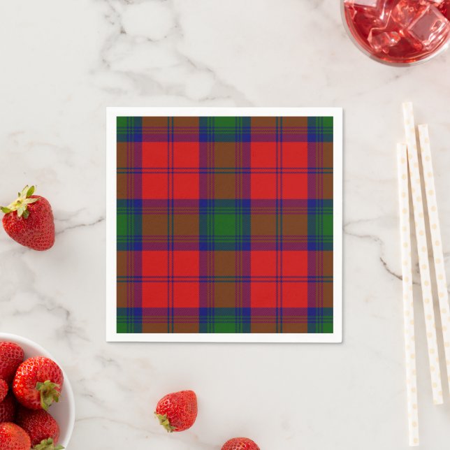 Lindsay tartan red green plaid napkin (Insitu)