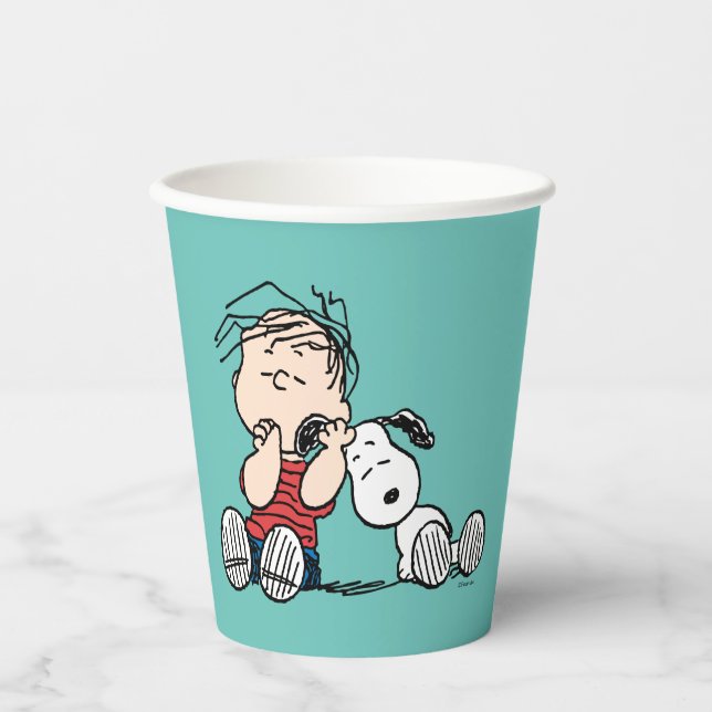Linus Comforted With Snoopy's Ear Paper Cups (Front)
