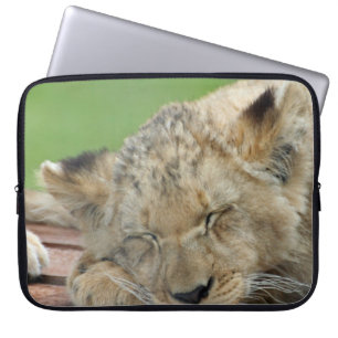 Lion 014 laptop sleeve