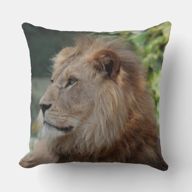 Lion 035 cushion (Front)