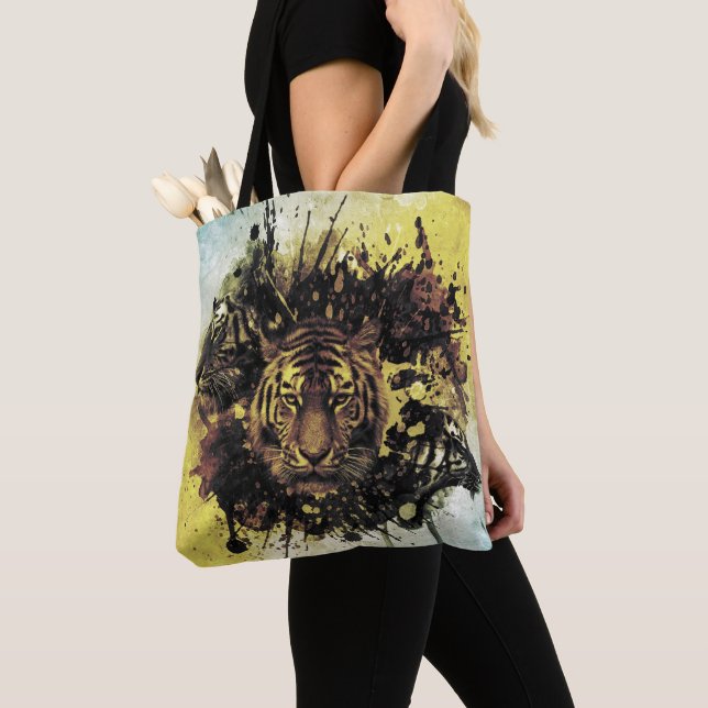 lion face tote bag (Close Up)