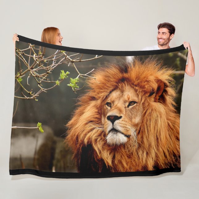 Lion Fleece Blanket (In Situ)