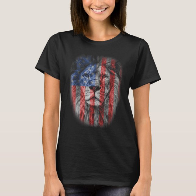 Lion Head Graphic American Patriotic Lion USA Flag T-Shirt (Front)