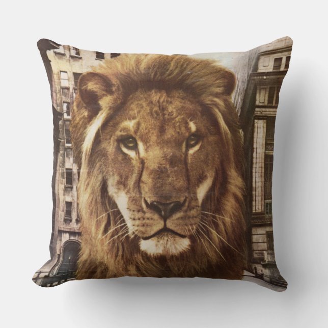 lion in town cushion (Front)