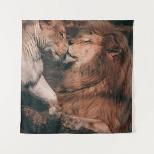 LION LYING ON BROWN ROCK TAPESTRY