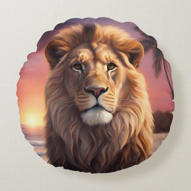 Lion on the beach round cushion (Front)