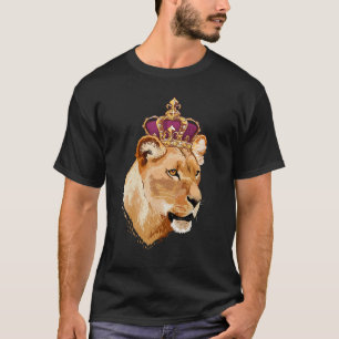 Lion Queen Big Cat Crowned Lioness Family T-Shirt
