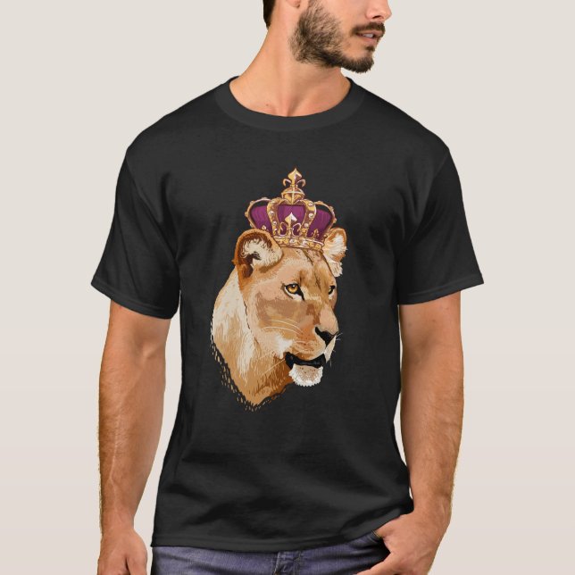 Lion Queen Big Cat Crowned Lioness Family T-Shirt (Front)