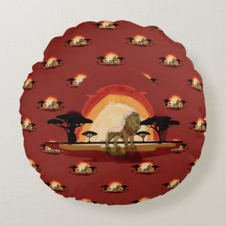 lion savannah sunset round cushion