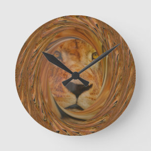 Lion smile round clock
