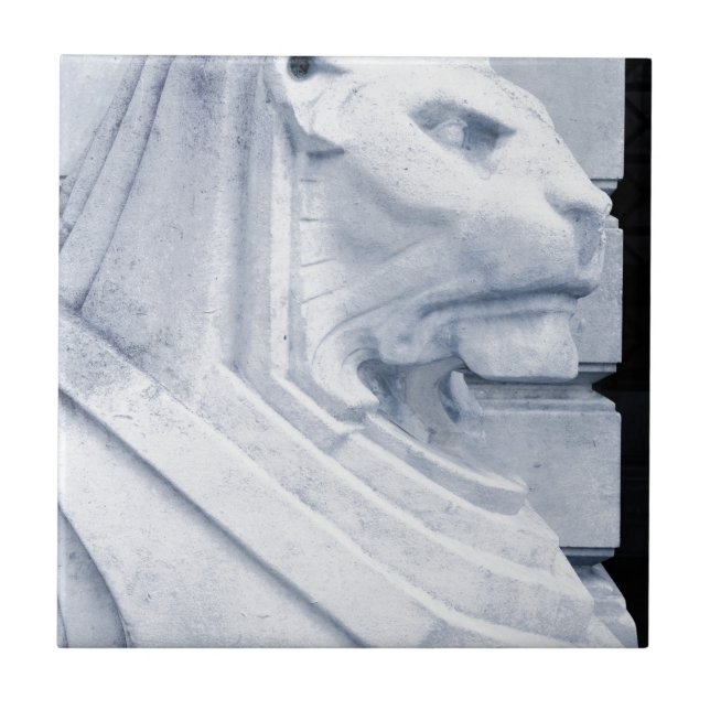 Lion statue in Nottingham Tile (Front)