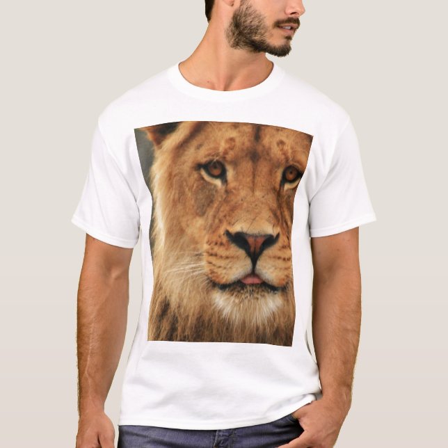 Lion t-shirt (Front)