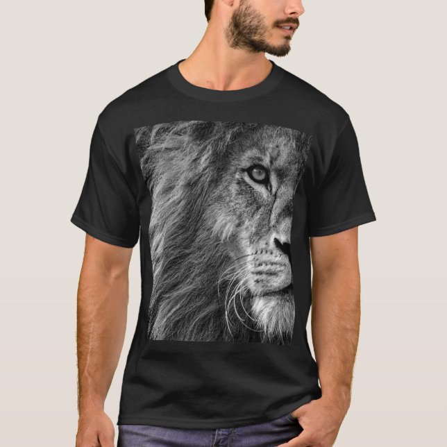 Lion T-Shirt (Front)