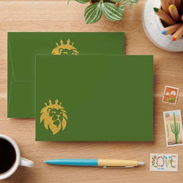 Lion With Crown - Gold Style 1 + your text Envelope (Desk)