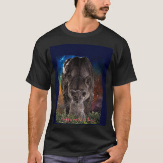 Lioness Mothers Day gift for mom Graphic  T-Shirt