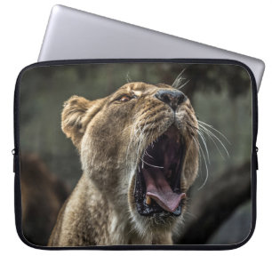 LIONESS YAWNING LAPTOP SLEEVE