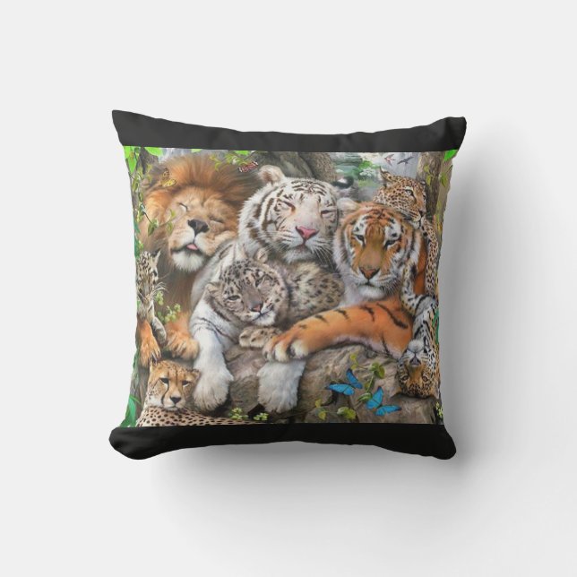 Lions, tigers, and cheetahs in paradise cushion (Front)