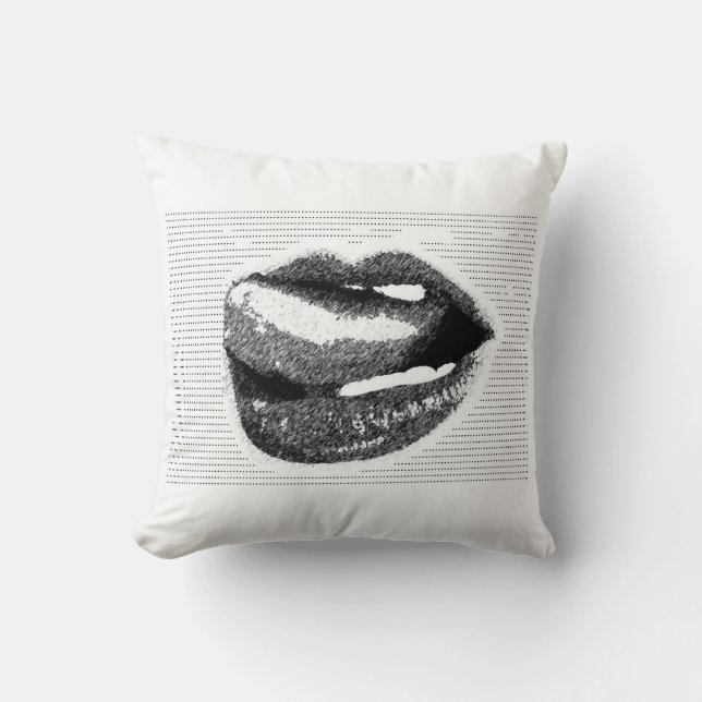 Lips Cushion (Front)