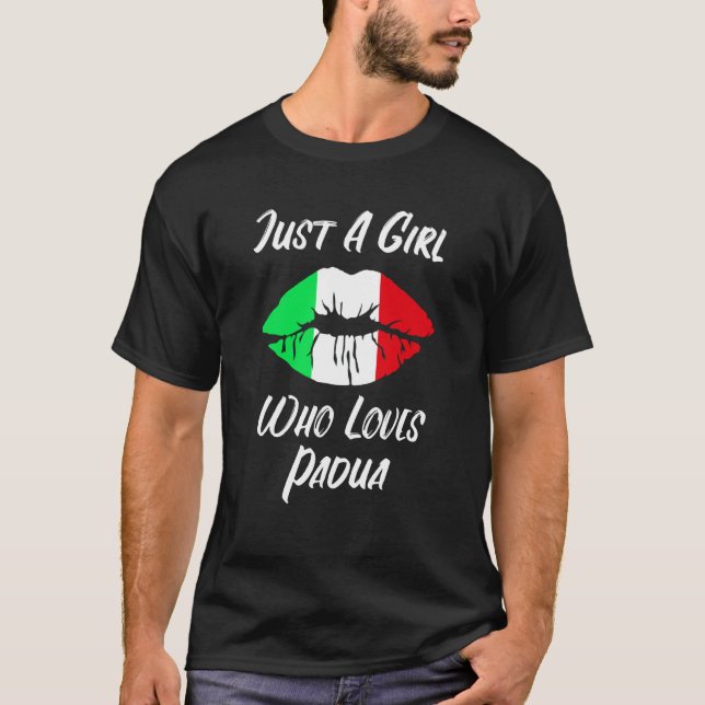 Lips Mouth Love Italian Flag Padua T-Shirt (Front)