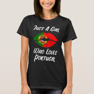 Lips Mouth Love Portuguese Flag Portugal T-Shirt