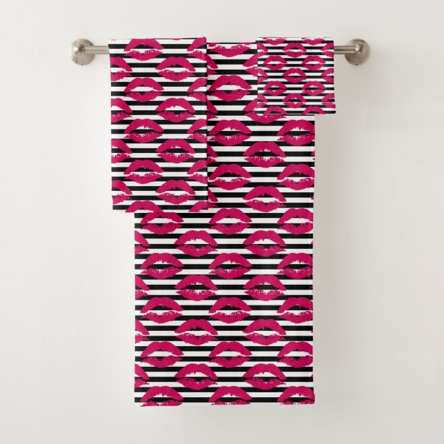 Lipstick Kiss B&W Striped Pattern Bath Towel Set (Insitu)