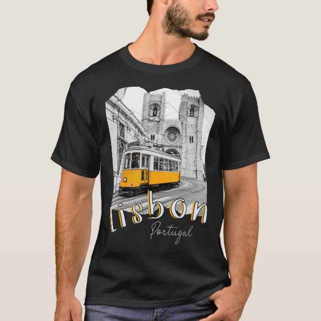 Lisbon Portugal Tram Portuguese Souvenirs Lisboa L T-Shirt (Front)