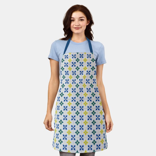 Lisbon pretty tiles or azulejo pattern apron (Worn)