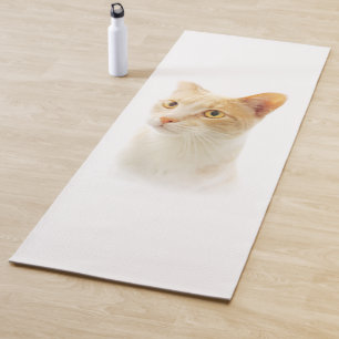 Little Blondie Cat Wondering Yoga Mat