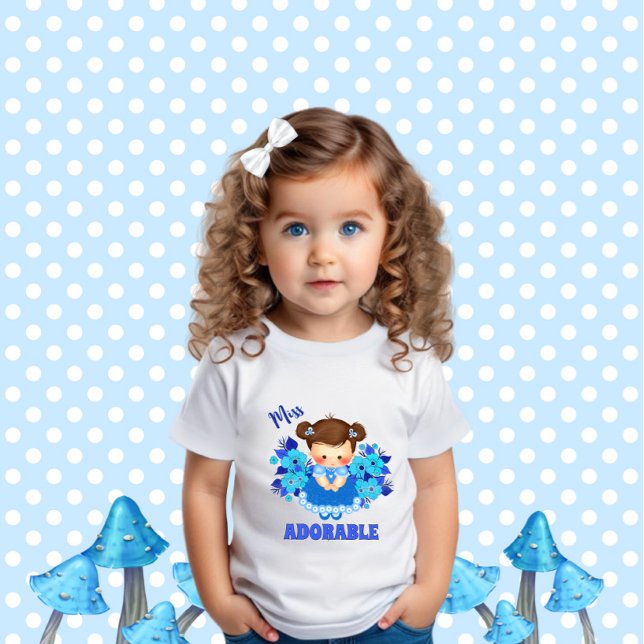 Little girl baby T-Shirt (Creator Uploaded)